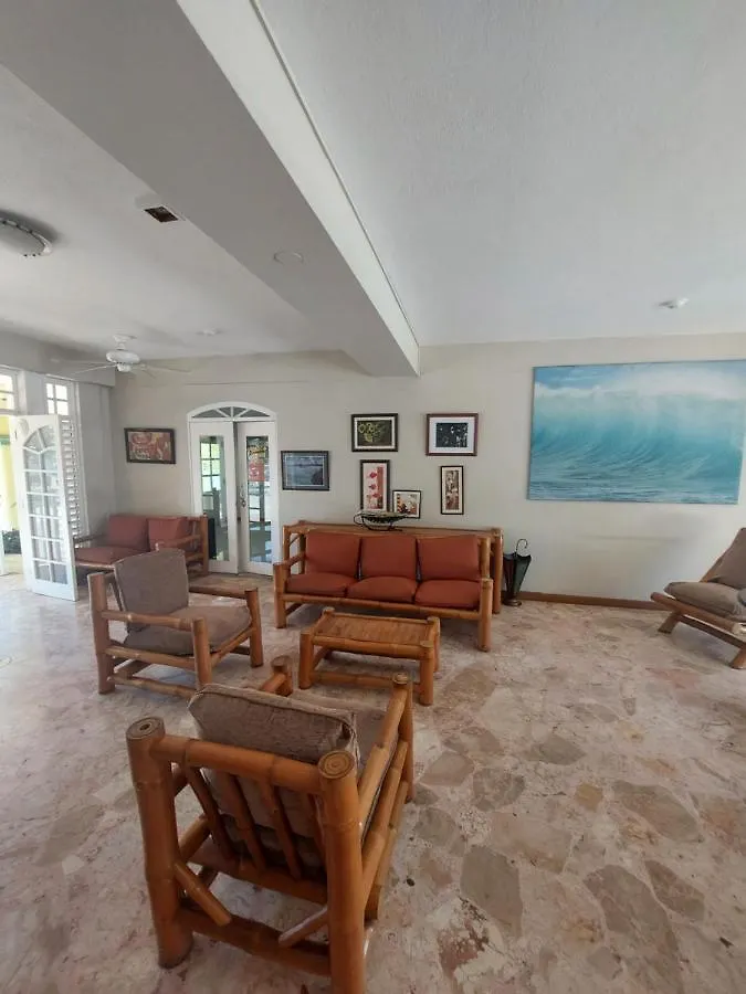 Hotel apartamentowy Wins On The Beach Ocho Rios
