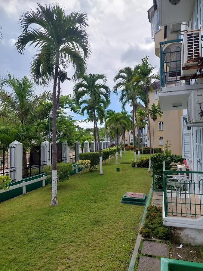 Hotel apartamentowy Wins On The Beach Ocho Rios Jamajka
